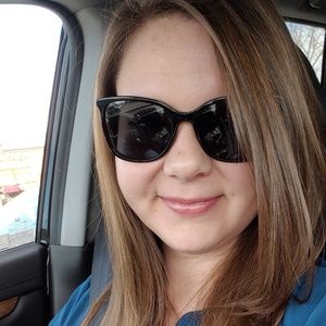 Meet your Posher, Tara